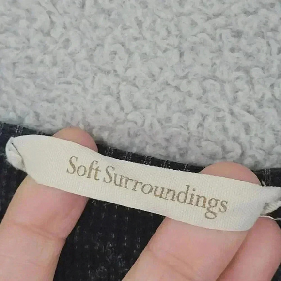 Soft Surroundings Womens M Long Sleeve Embroidered Sweater Top M Cotton 24CT - Picture 4 of 9